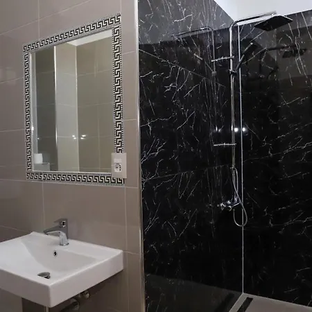 Nordic Al 3* Tirana